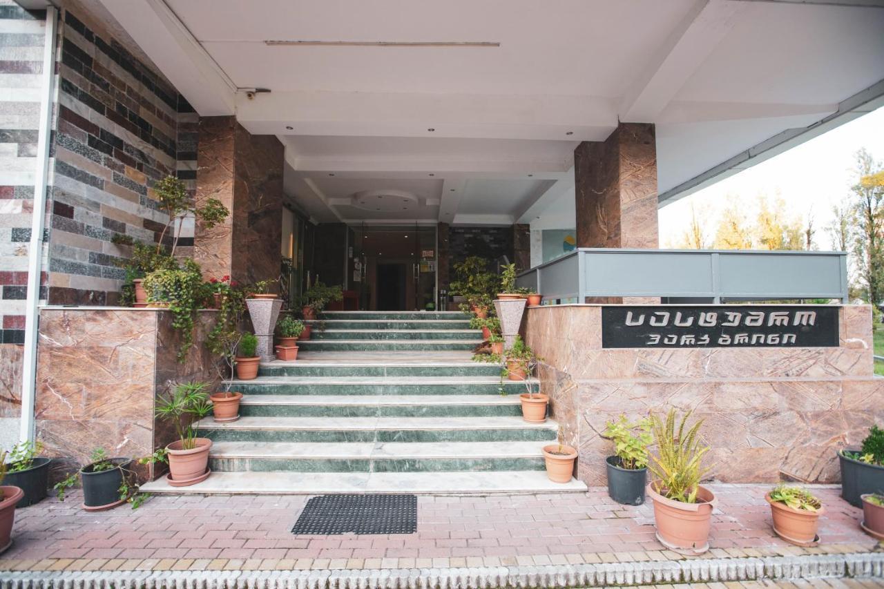 Hotel Park Green Pʼotʼi Esterno foto